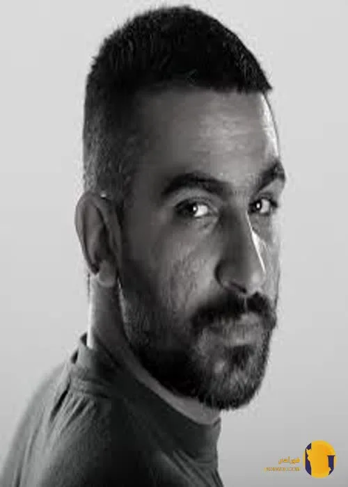 بیوگرافی سروش هیچکس