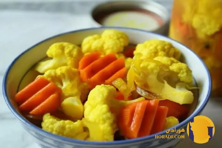 طرز تهیه ترشی گل کلم مرحله به مرحله + ترد و خوشمزه