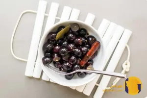 طرز تهیه ترشی انگور سیاه مرحله به مرحله + شیرین و خوش رنگ