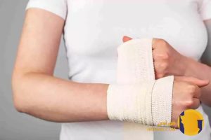 نحوه تمیز کردن و بانداژ زخم های عمیق