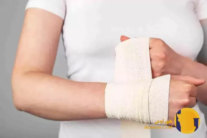 نحوه تمیز کردن و بانداژ زخم های عمیق