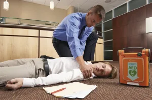 کمک فوری در از دست دادن هوشیاری و حالت شوک