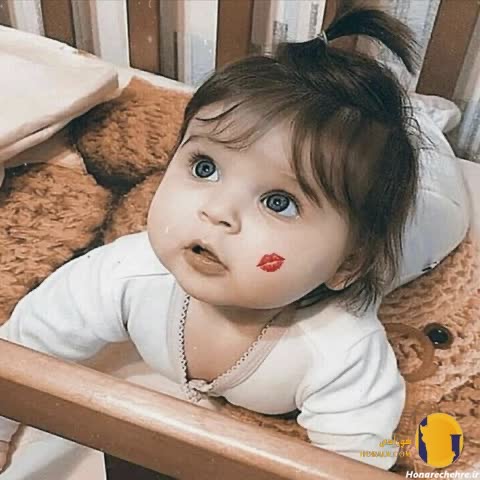 دانلود آهنگ لالایی گل لالا مهتاب اومده بالا با صدای بچه + متن آهنگ