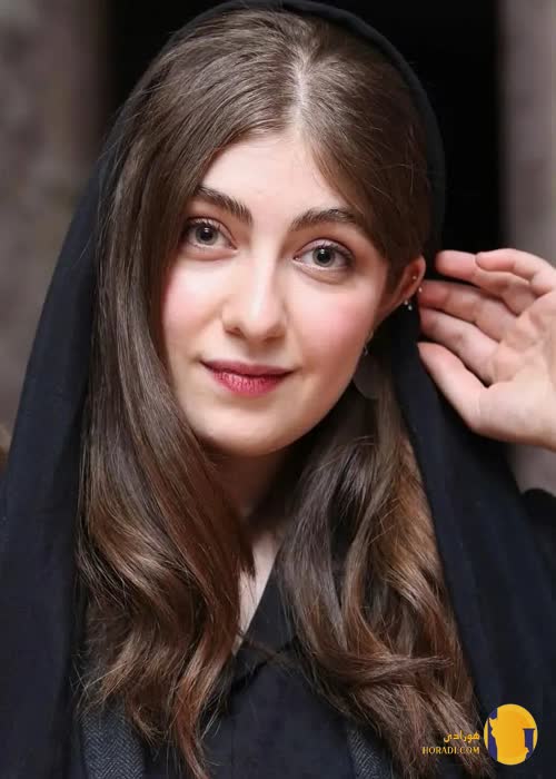 الیکا ناصری